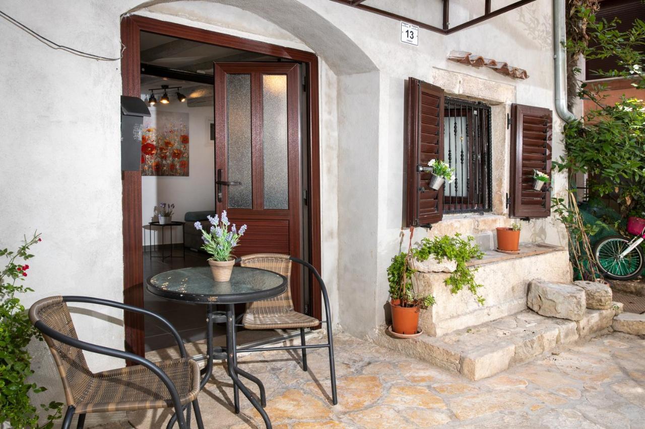 Old Rubinum Apartment روفينج المظهر الخارجي الصورة