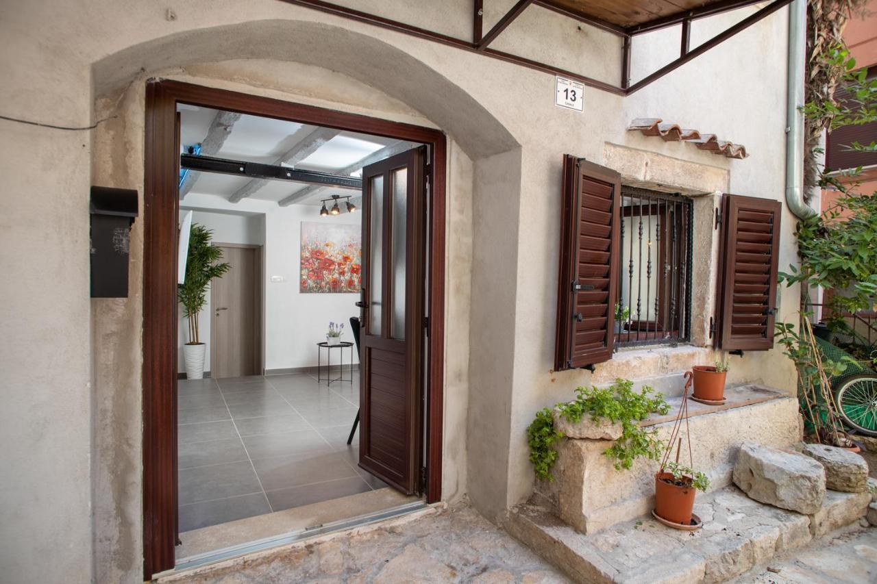 Old Rubinum Apartment روفينج المظهر الخارجي الصورة